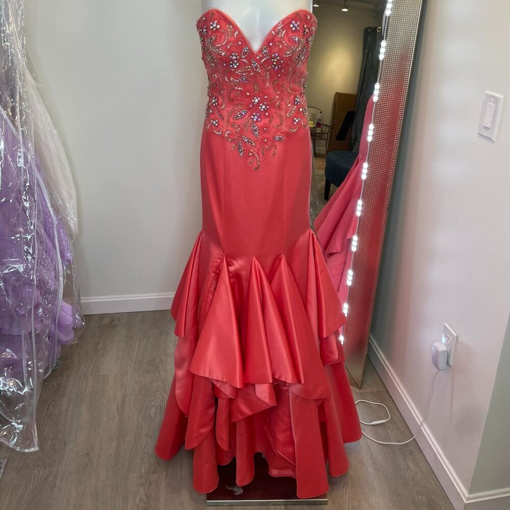 Size 6 Salmon Dress